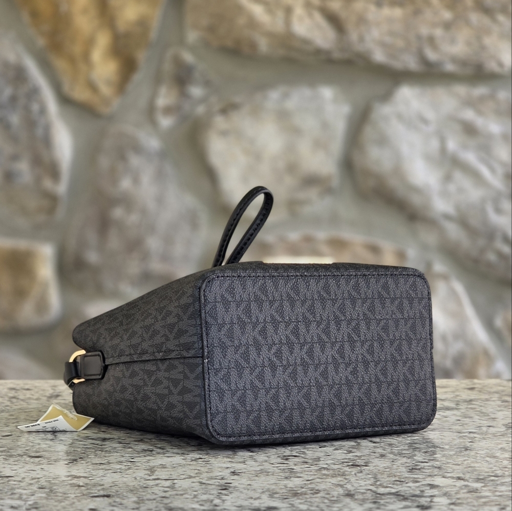 Michael Kors Suri Logo Small Black Crossbody - Picture 4 of 10
